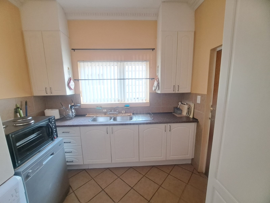 3 Bedroom Property for Sale in Protea Park North West